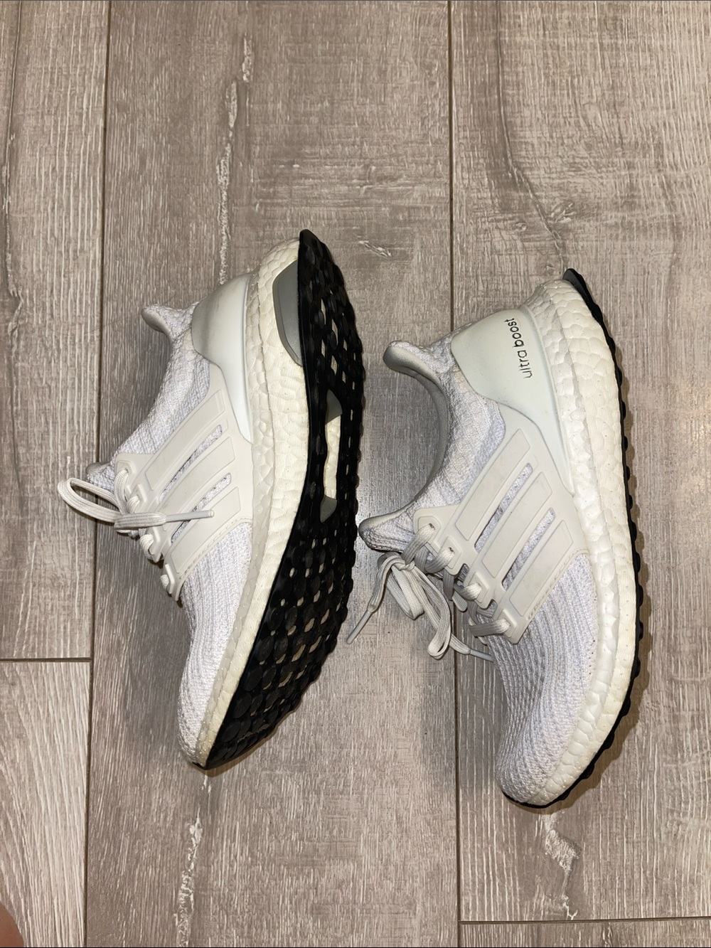 🪞🤍Adidas Ultraboost Primeknit Sneakers in white 5.5- barely worn!🤍🪞 - Picture 4 of 8